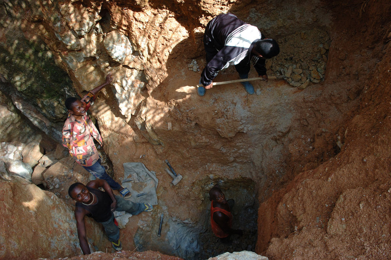 Mining Costs to people and the environment in Africa - The Congo crisis